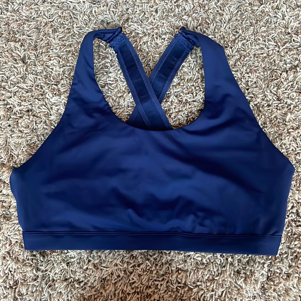 Fabletics CrissCross Back